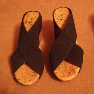 Platform slide on dress shoe
